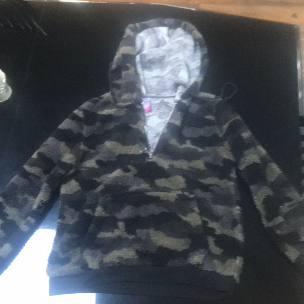 Camo fuzzy hoodie